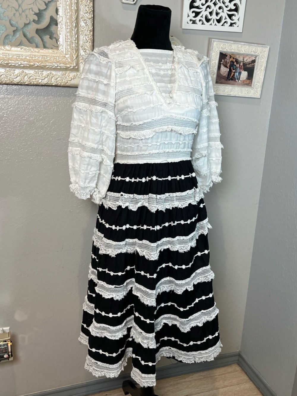 Ulla Johnson Black & White Tiered Lace A-line Midi Dress - Picture 8 of 11